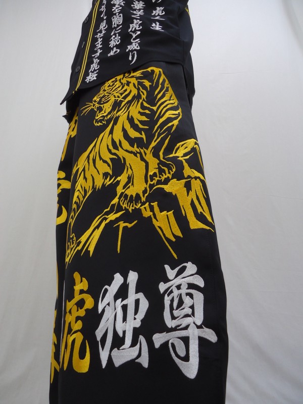 阪神タイガース ユニフォーム＆八分ニッカ刺繍 尼崎 | 特攻服刺繍の 